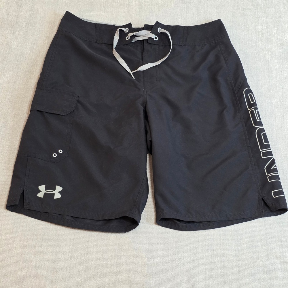 Under Armour Board‎ Shorts Mens 30 Black HeatGear Logo Cargo Swim Trunks Beach